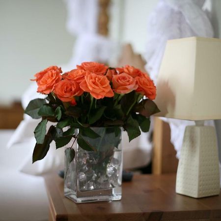 Winton House Bed & Breakfast สแตรทฟอร์ด อะพอน เอวอน ภายนอก รูปภาพ